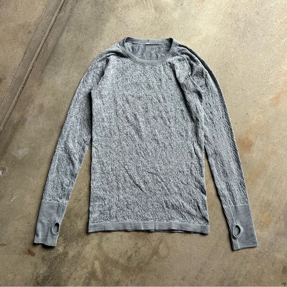 Grey Printed Lululemon Swiftly Tech Size 6 - image 1